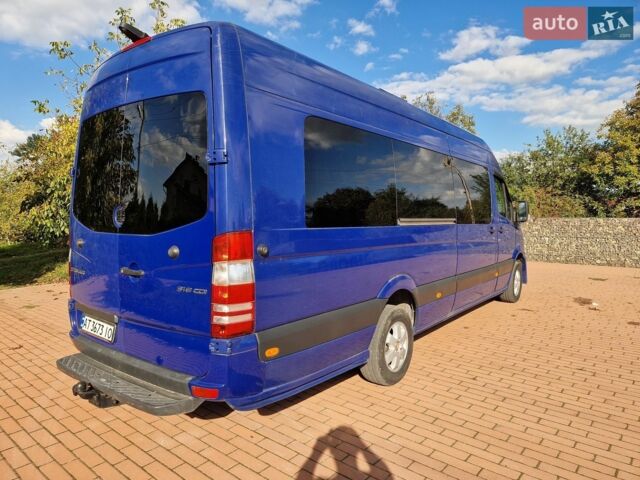 Синий Мерседес Sprinter, объемом двигателя 2.14 л и пробегом 481 тыс. км за 35000 $, фото 8 на Automoto.ua