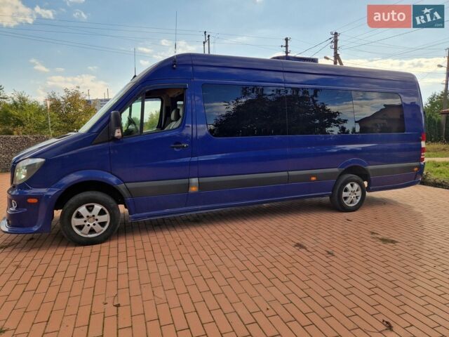 Синий Мерседес Sprinter, объемом двигателя 2.14 л и пробегом 481 тыс. км за 35000 $, фото 6 на Automoto.ua