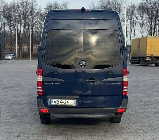 Синій Мерседес Sprinter, об'ємом двигуна 2.14 л та пробігом 238 тис. км за 35999 $, фото 4 на Automoto.ua