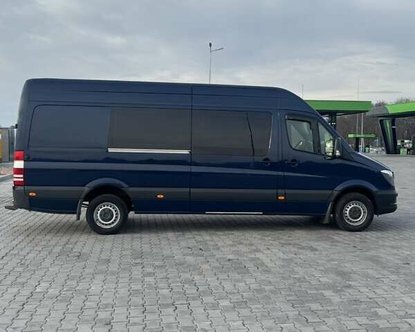 Синій Мерседес Sprinter, об'ємом двигуна 2.14 л та пробігом 238 тис. км за 35999 $, фото 13 на Automoto.ua