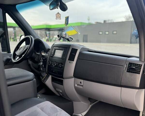 Синій Мерседес Sprinter, об'ємом двигуна 2.14 л та пробігом 238 тис. км за 35999 $, фото 18 на Automoto.ua