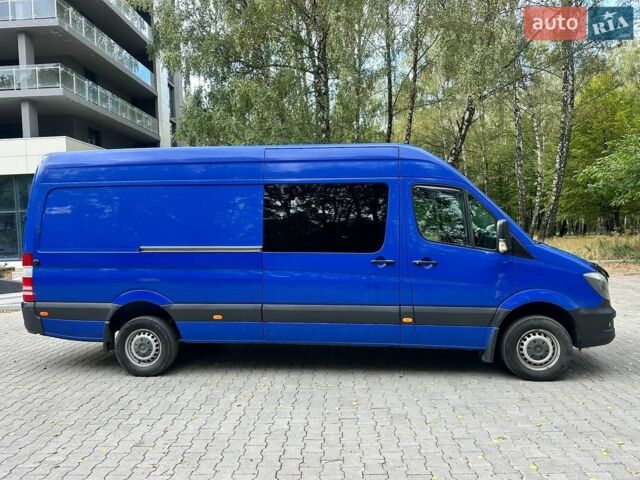 Синий Мерседес Sprinter, объемом двигателя 2.99 л и пробегом 831 тыс. км за 22500 $, фото 1 на Automoto.ua