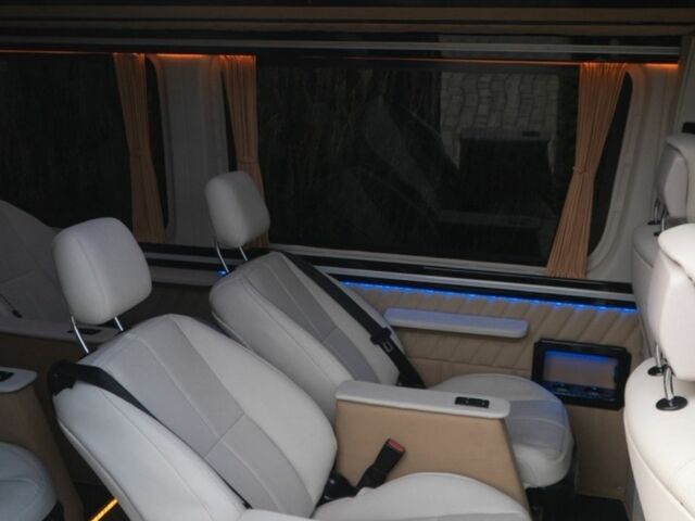 Синий Мерседес Sprinter, объемом двигателя 2.2 л и пробегом 224 тыс. км за 33000 $, фото 15 на Automoto.ua