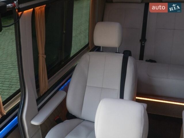 Синий Мерседес Sprinter, объемом двигателя 2.2 л и пробегом 224 тыс. км за 35000 $, фото 16 на Automoto.ua