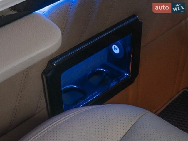 Синий Мерседес Sprinter, объемом двигателя 2.2 л и пробегом 224 тыс. км за 35000 $, фото 14 на Automoto.ua