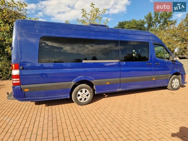Синий Мерседес Sprinter, объемом двигателя 2.14 л и пробегом 481 тыс. км за 35000 $, фото 9 на Automoto.ua