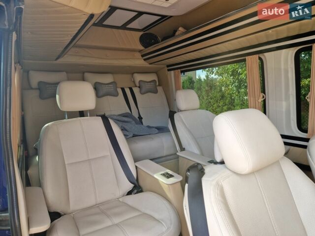 Синий Мерседес Sprinter, объемом двигателя 2.14 л и пробегом 481 тыс. км за 35000 $, фото 18 на Automoto.ua