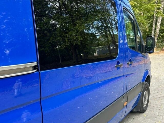 Синий Мерседес Sprinter, объемом двигателя 2.99 л и пробегом 831 тыс. км за 22500 $, фото 3 на Automoto.ua