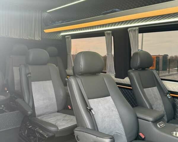 Синій Мерседес Sprinter, об'ємом двигуна 2.14 л та пробігом 238 тис. км за 35999 $, фото 24 на Automoto.ua