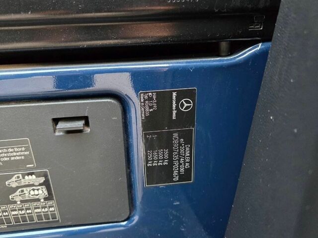 Синій Мерседес Sprinter, об'ємом двигуна 2.99 л та пробігом 480 тис. км за 39000 $, фото 14 на Automoto.ua