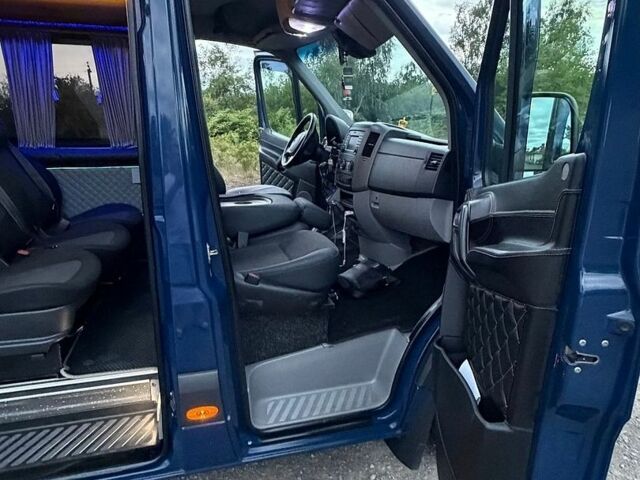 Синий Мерседес Sprinter, объемом двигателя 2.14 л и пробегом 695 тыс. км за 25000 $, фото 14 на Automoto.ua