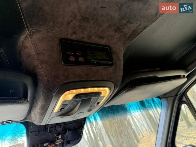 Синий Мерседес Sprinter, объемом двигателя 2.14 л и пробегом 300 тыс. км за 48585 $, фото 9 на Automoto.ua