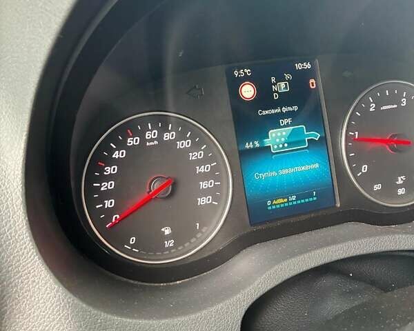 Синій Мерседес Sprinter, об'ємом двигуна 2.14 л та пробігом 325 тис. км за 45000 $, фото 5 на Automoto.ua