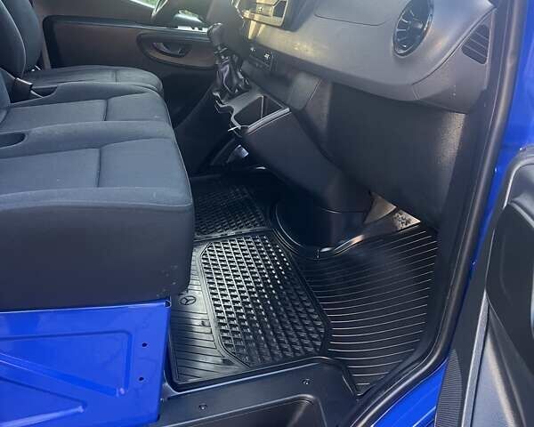 Синий Мерседес Sprinter, объемом двигателя 2.2 л и пробегом 161 тыс. км за 22800 $, фото 15 на Automoto.ua