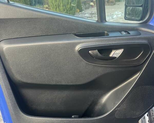 Синий Мерседес Sprinter, объемом двигателя 2.2 л и пробегом 161 тыс. км за 22800 $, фото 38 на Automoto.ua