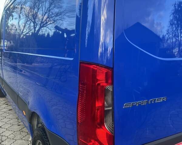 Синий Мерседес Sprinter, объемом двигателя 2.2 л и пробегом 161 тыс. км за 22800 $, фото 28 на Automoto.ua