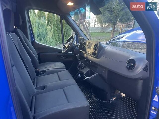 Синий Мерседес Sprinter, объемом двигателя 2.2 л и пробегом 161 тыс. км за 22800 $, фото 8 на Automoto.ua