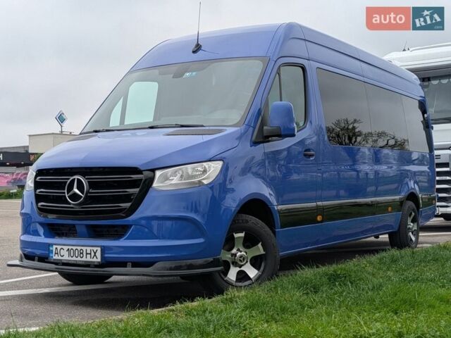 Синий Мерседес Sprinter, объемом двигателя 2.14 л и пробегом 287 тыс. км за 40000 $, фото 1 на Automoto.ua