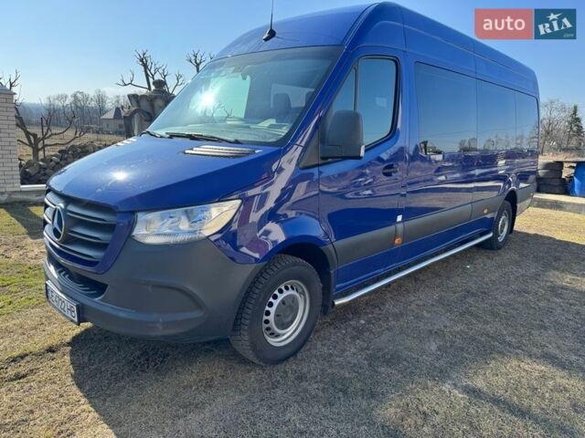 Синий Мерседес Sprinter, объемом двигателя 2.14 л и пробегом 166 тыс. км за 33500 $, фото 2 на Automoto.ua