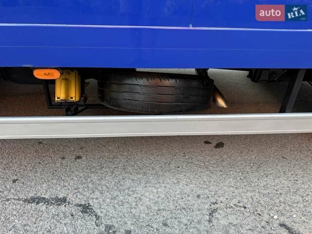 Синій Мерседес Sprinter, об'ємом двигуна 2.2 л та пробігом 283 тис. км за 31399 $, фото 16 на Automoto.ua