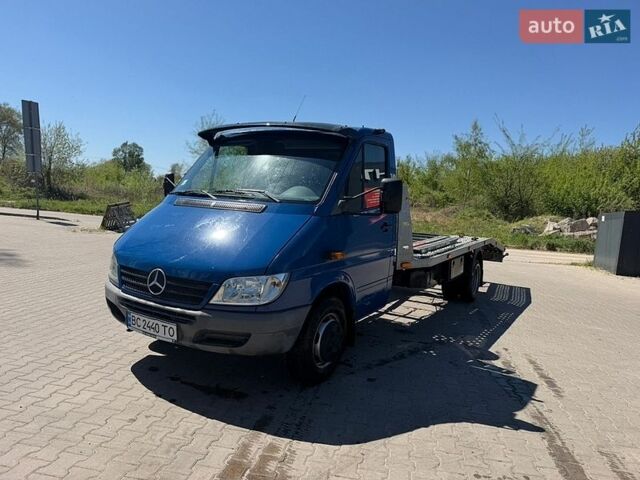 Синий Мерседес Sprinter, объемом двигателя 2.69 л и пробегом 500 тыс. км за 20100 $, фото 2 на Automoto.ua