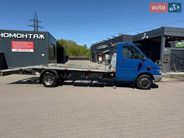 Синий Мерседес Sprinter, объемом двигателя 2.69 л и пробегом 500 тыс. км за 20100 $, фото 5 на Automoto.ua