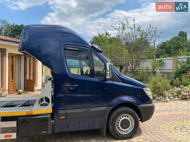 Синий Мерседес Sprinter, объемом двигателя 2.15 л и пробегом 550 тыс. км за 16800 $, фото 7 на Automoto.ua
