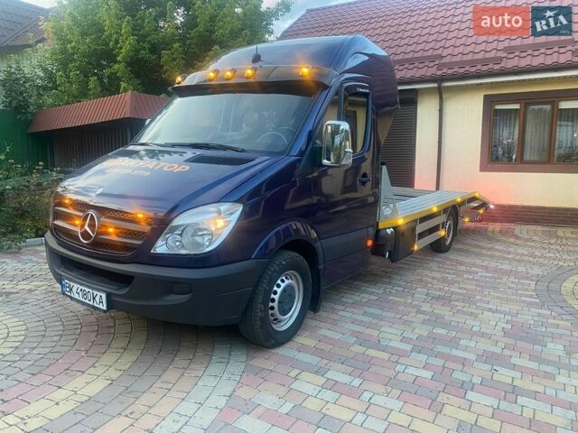 Синий Мерседес Sprinter, объемом двигателя 2.15 л и пробегом 550 тыс. км за 16800 $, фото 11 на Automoto.ua