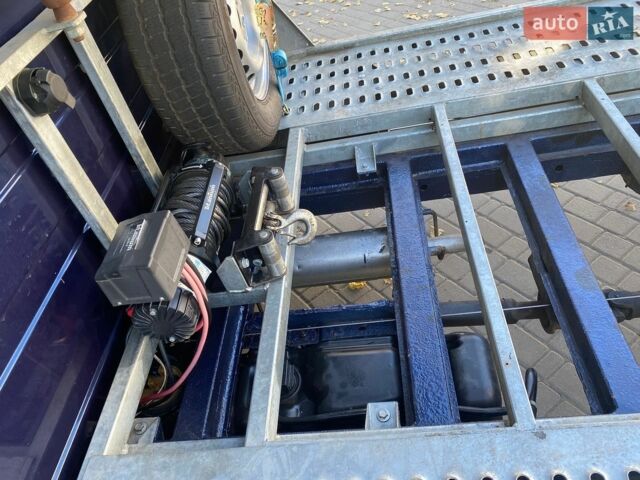 Синій Мерседес Sprinter, об'ємом двигуна 2.15 л та пробігом 555 тис. км за 15800 $, фото 13 на Automoto.ua