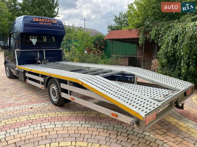 Синий Мерседес Sprinter, объемом двигателя 2.15 л и пробегом 550 тыс. км за 16800 $, фото 1 на Automoto.ua
