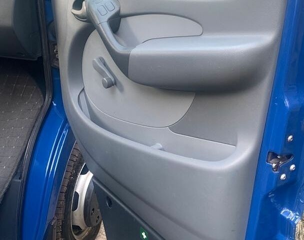 Синий Мерседес Sprinter, объемом двигателя 2.69 л и пробегом 343 тыс. км за 14500 $, фото 15 на Automoto.ua