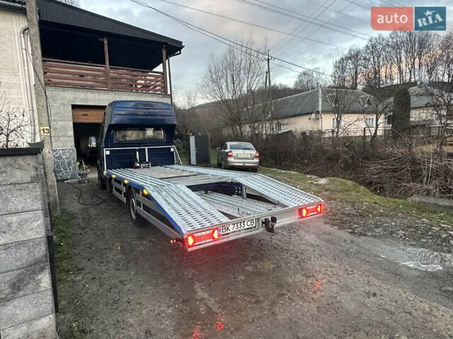 Синий Мерседес Sprinter, объемом двигателя 2.15 л и пробегом 500 тыс. км за 14900 $, фото 5 на Automoto.ua