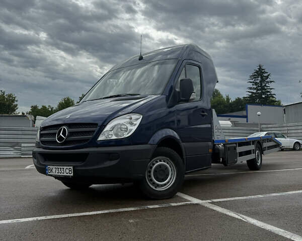 Синий Мерседес Sprinter, объемом двигателя 2.2 л и пробегом 495 тыс. км за 14700 $, фото 1 на Automoto.ua