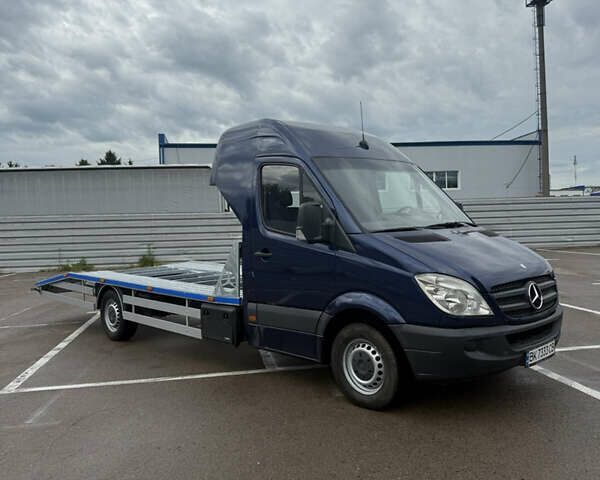 Синий Мерседес Sprinter, объемом двигателя 2.2 л и пробегом 495 тыс. км за 13700 $, фото 4 на Automoto.ua