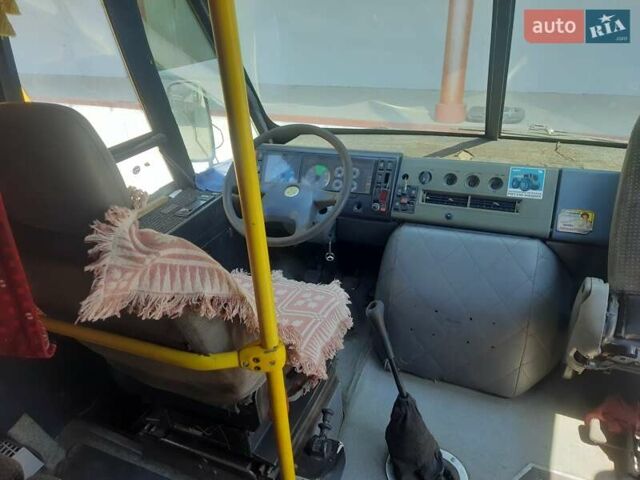 Синій Мерседес Sprinter, об'ємом двигуна 4.25 л та пробігом 400 тис. км за 13000 $, фото 6 на Automoto.ua