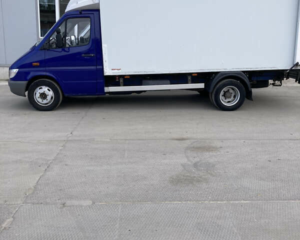 Синій Мерседес Sprinter, об'ємом двигуна 2.69 л та пробігом 980 тис. км за 14000 $, фото 2 на Automoto.ua