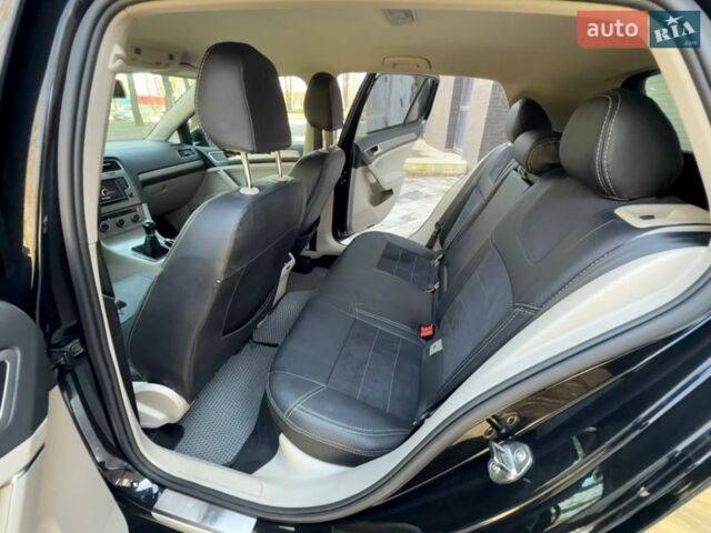 Синий Мерседес Sprinter, объемом двигателя 2.99 л и пробегом 565 тыс. км за 11600 $, фото 6 на Automoto.ua