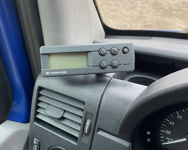 Синий Мерседес Sprinter, объемом двигателя 2.14 л и пробегом 470 тыс. км за 23000 $, фото 6 на Automoto.ua