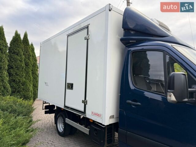 Синий Мерседес Sprinter, объемом двигателя 2.2 л и пробегом 272 тыс. км за 19200 $, фото 14 на Automoto.ua