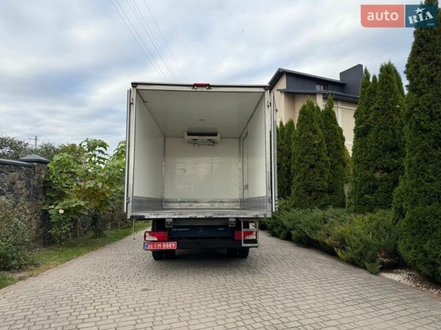 Синій Мерседес Sprinter, об'ємом двигуна 2.2 л та пробігом 272 тис. км за 19200 $, фото 43 на Automoto.ua