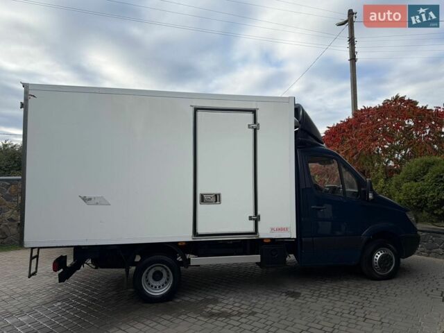 Синий Мерседес Sprinter, объемом двигателя 2.2 л и пробегом 272 тыс. км за 19200 $, фото 15 на Automoto.ua