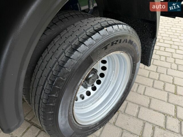 Синій Мерседес Sprinter, об'ємом двигуна 2.2 л та пробігом 272 тис. км за 19200 $, фото 54 на Automoto.ua