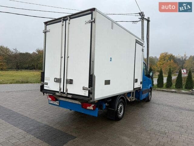 Синий Мерседес Sprinter, объемом двигателя 2.14 л и пробегом 540 тыс. км за 15000 $, фото 5 на Automoto.ua