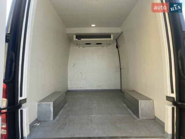 Синий Мерседес Sprinter, объемом двигателя 2.2 л и пробегом 424 тыс. км за 18950 $, фото 26 на Automoto.ua