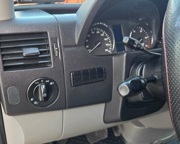 Синий Мерседес Sprinter, объемом двигателя 3 л и пробегом 377 тыс. км за 29999 $, фото 18 на Automoto.ua