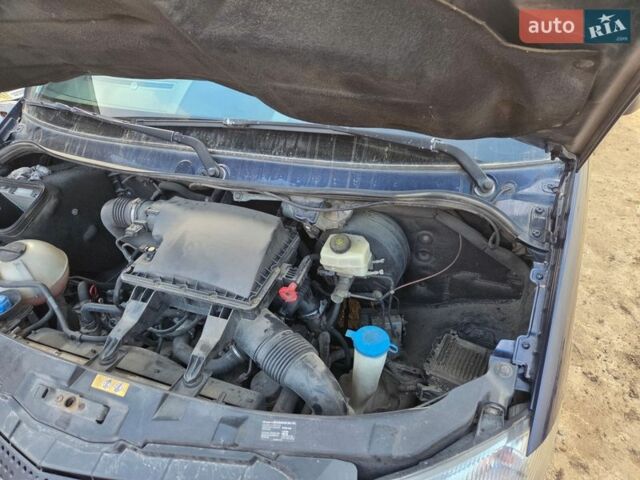 Синий Мерседес Sprinter, объемом двигателя 3 л и пробегом 377 тыс. км за 29999 $, фото 33 на Automoto.ua