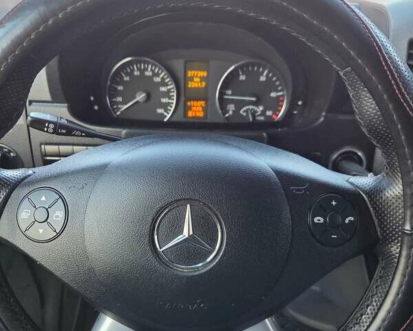 Синий Мерседес Sprinter, объемом двигателя 3 л и пробегом 377 тыс. км за 29999 $, фото 19 на Automoto.ua