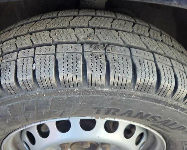 Синий Мерседес Sprinter, объемом двигателя 3 л и пробегом 377 тыс. км за 29999 $, фото 5 на Automoto.ua