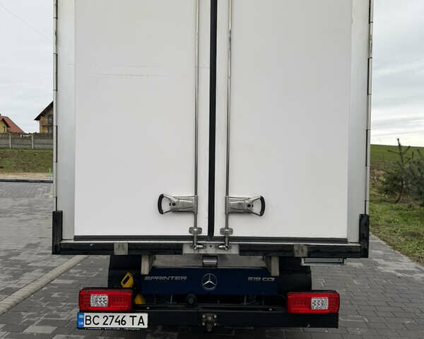 Синий Мерседес Sprinter, объемом двигателя 2.99 л и пробегом 173 тыс. км за 49500 $, фото 34 на Automoto.ua