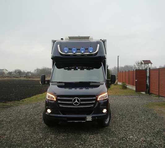 Синий Мерседес Sprinter, объемом двигателя 2.1 л и пробегом 419 тыс. км за 32500 $, фото 5 на Automoto.ua